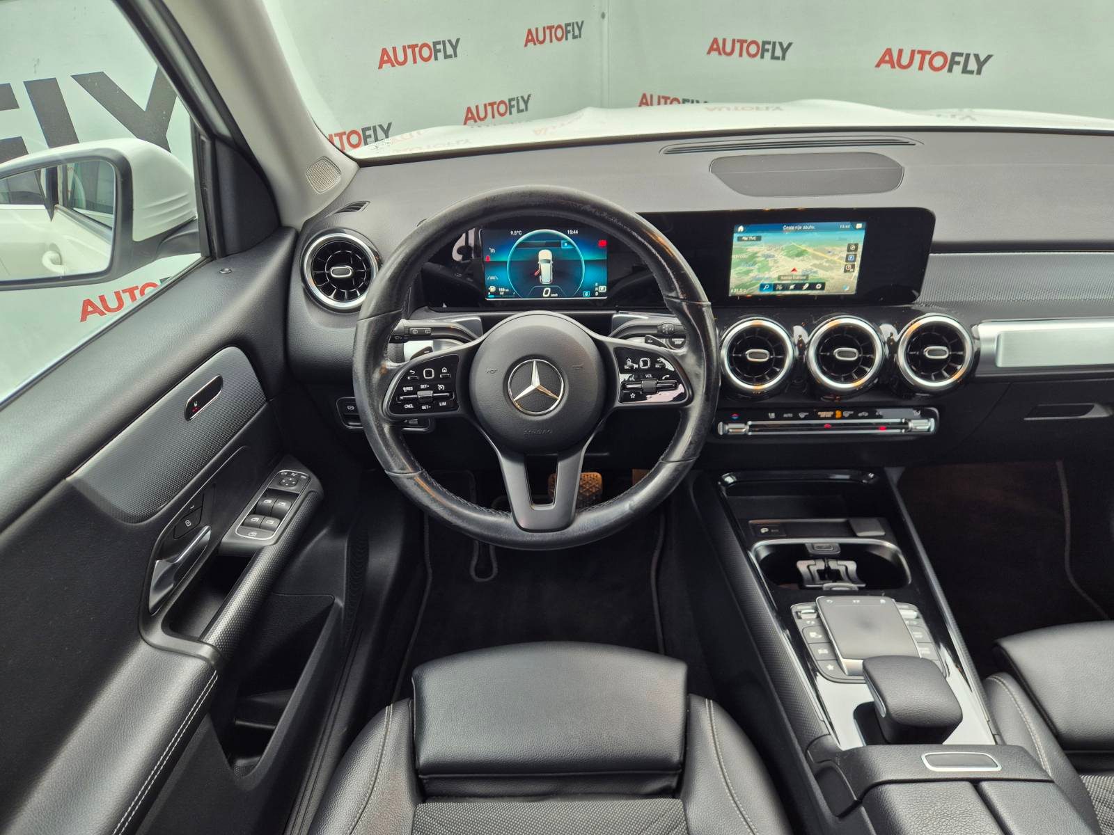 2021 Mercedes-Benz GLB — fotografija 17
