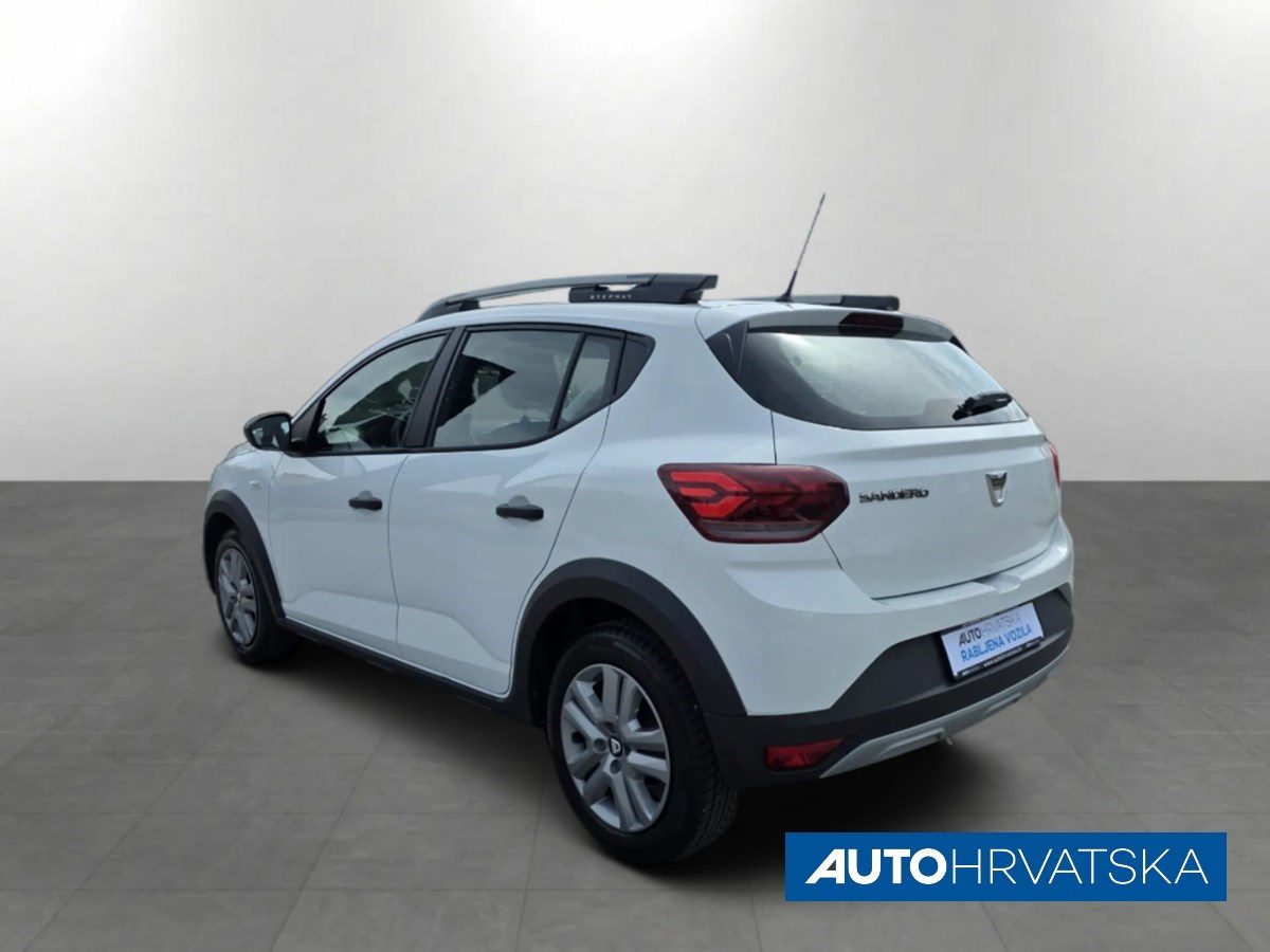2022 Dacia Sandero — fotografija 7