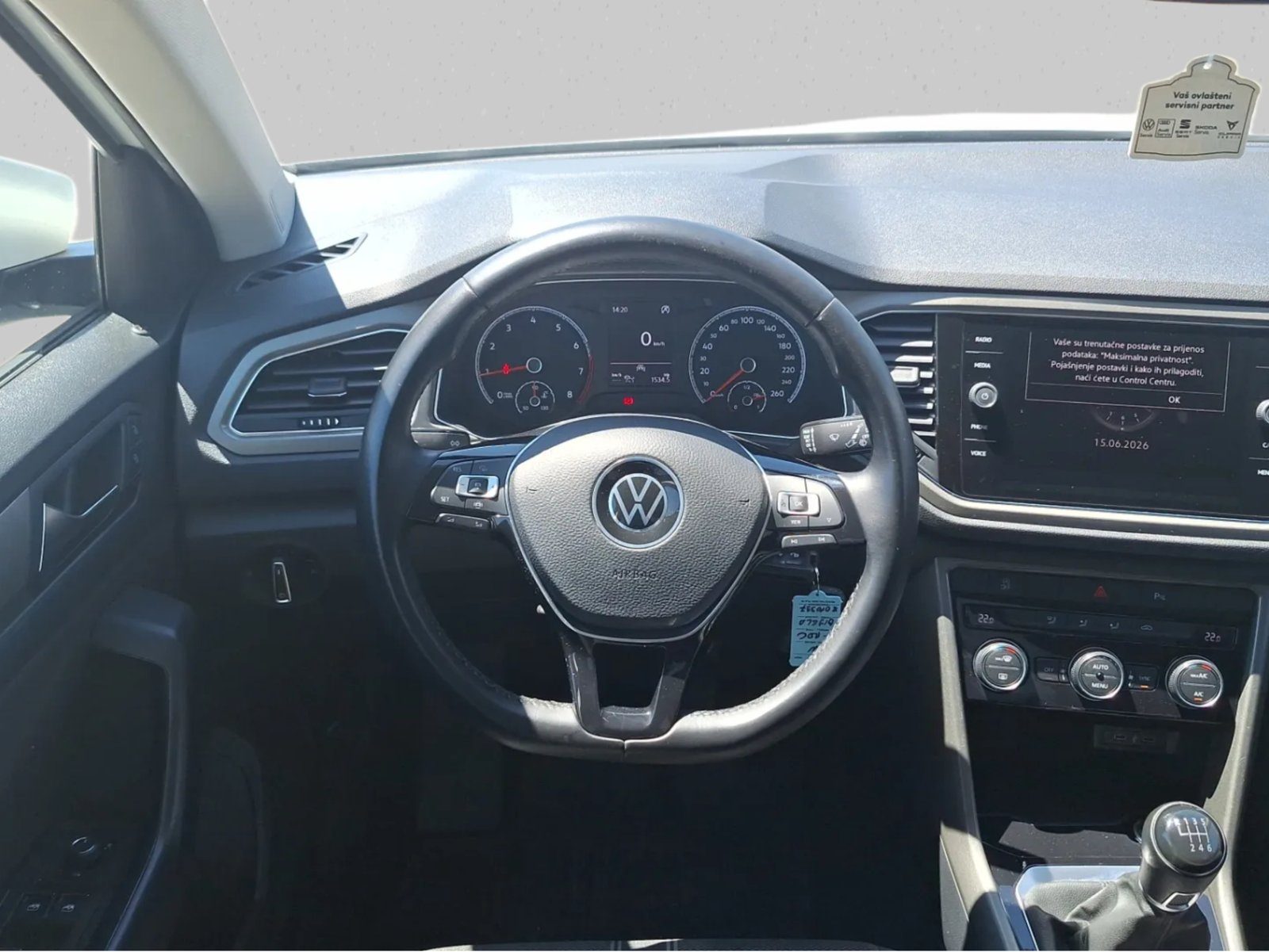 2021 Volkswagen T-Roc — fotografija 10