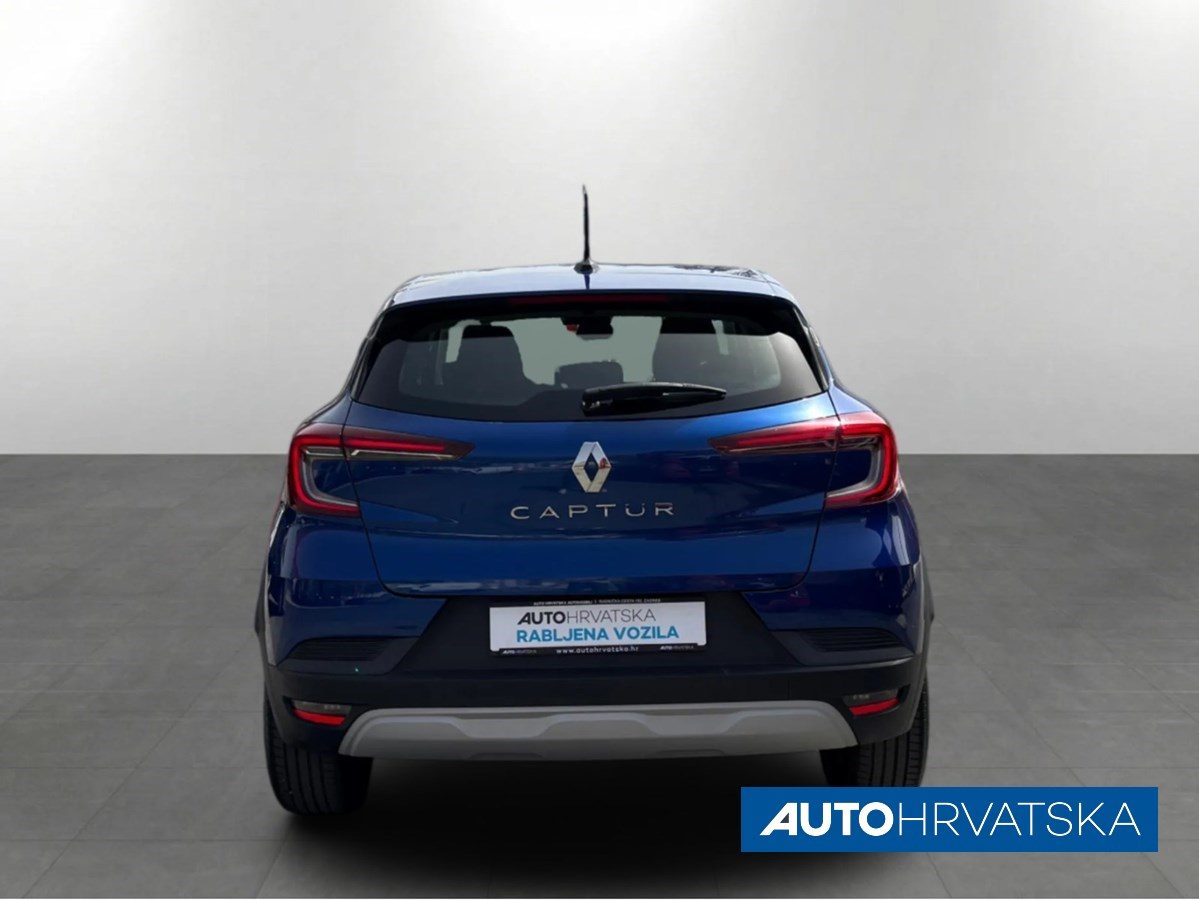2022 Renault Captur — fotografija 5