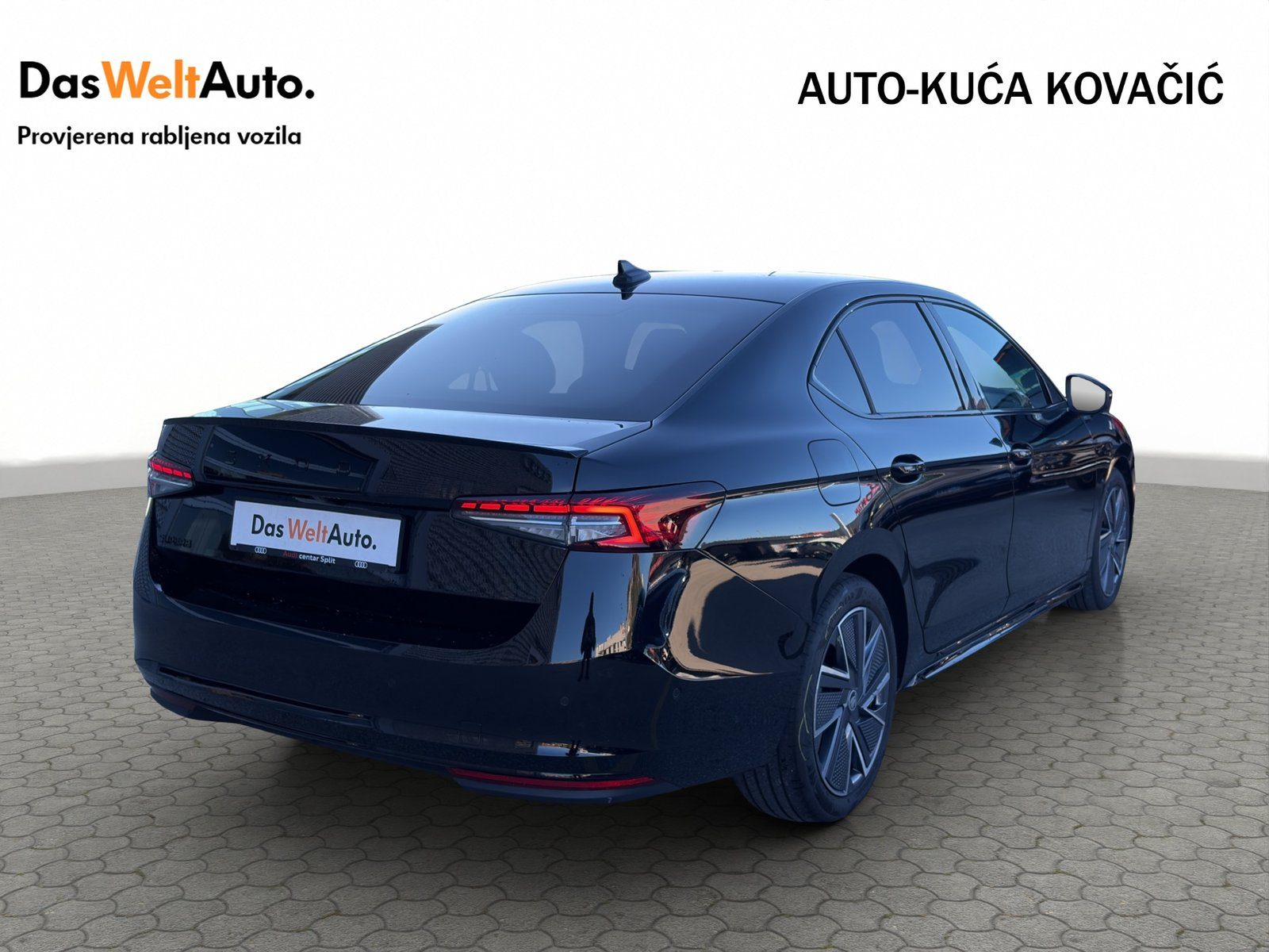 2025 Škoda Superb Sportline — fotografija 5
