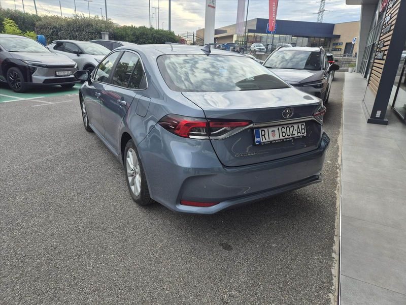 2025 Toyota Corolla — fotografija 5