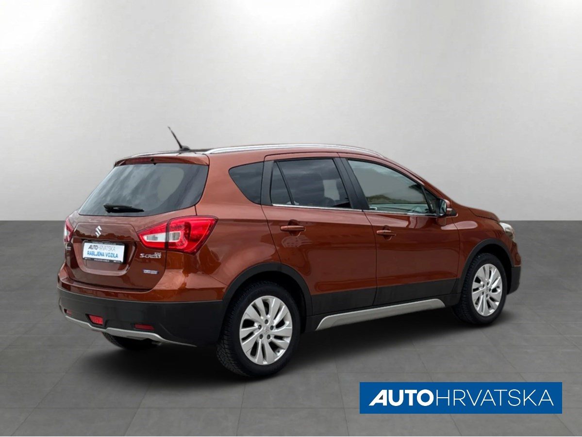 2020 Suzuki Sx4 s-cross — fotografija 7