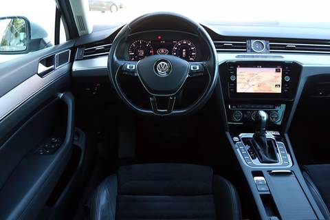 2019 Volkswagen Passat R-Line — sličica 8