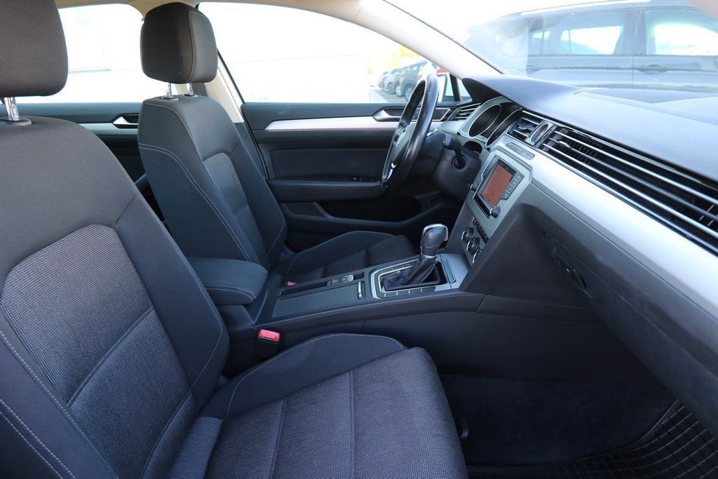 2017 Volkswagen Passat Comfortline — fotografija 7