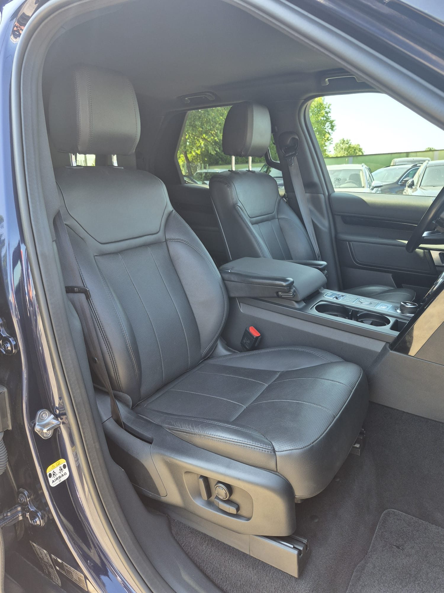 2019 Land Rover Discovery — fotografija 27