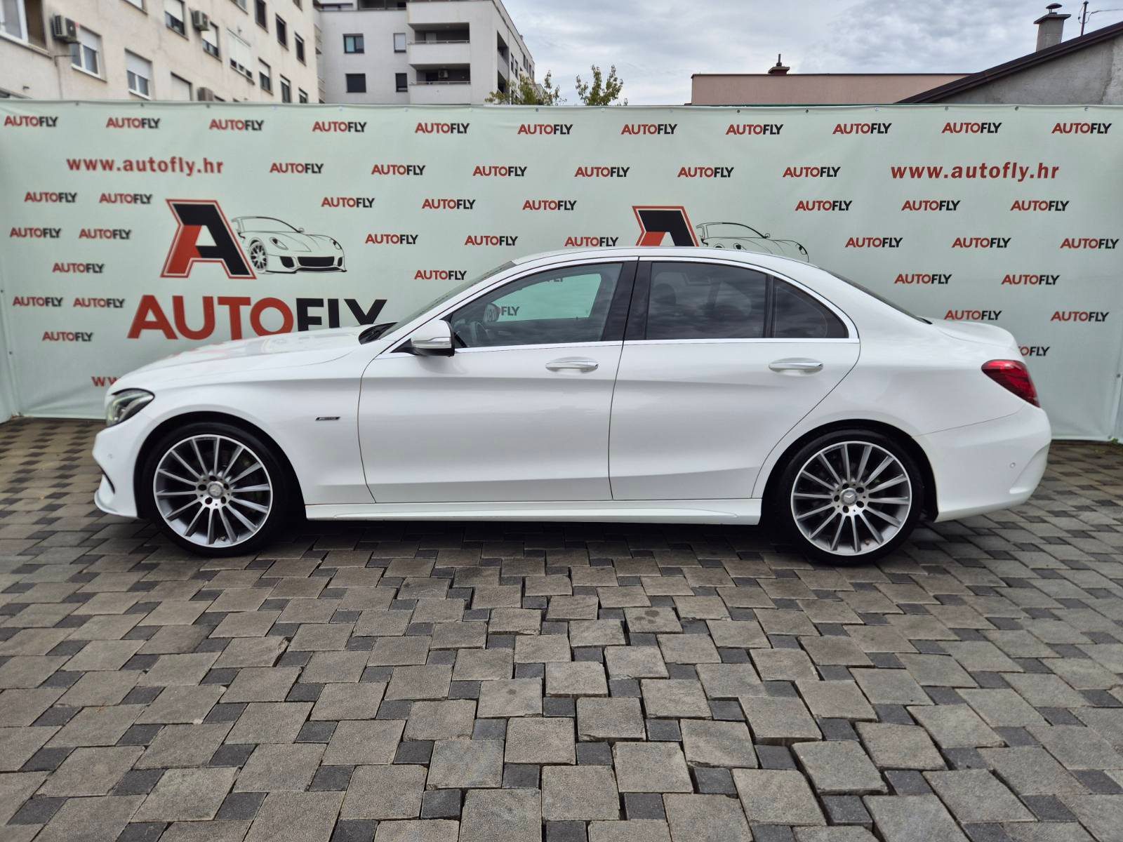 2015 Mercedes-Benz C-klasa — fotografija 4
