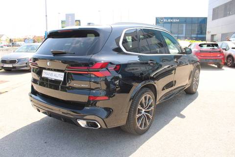 2024 BMW X5 — sličica 5