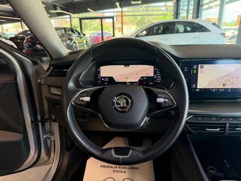 2022 Škoda Octavia Combi — sličica 18