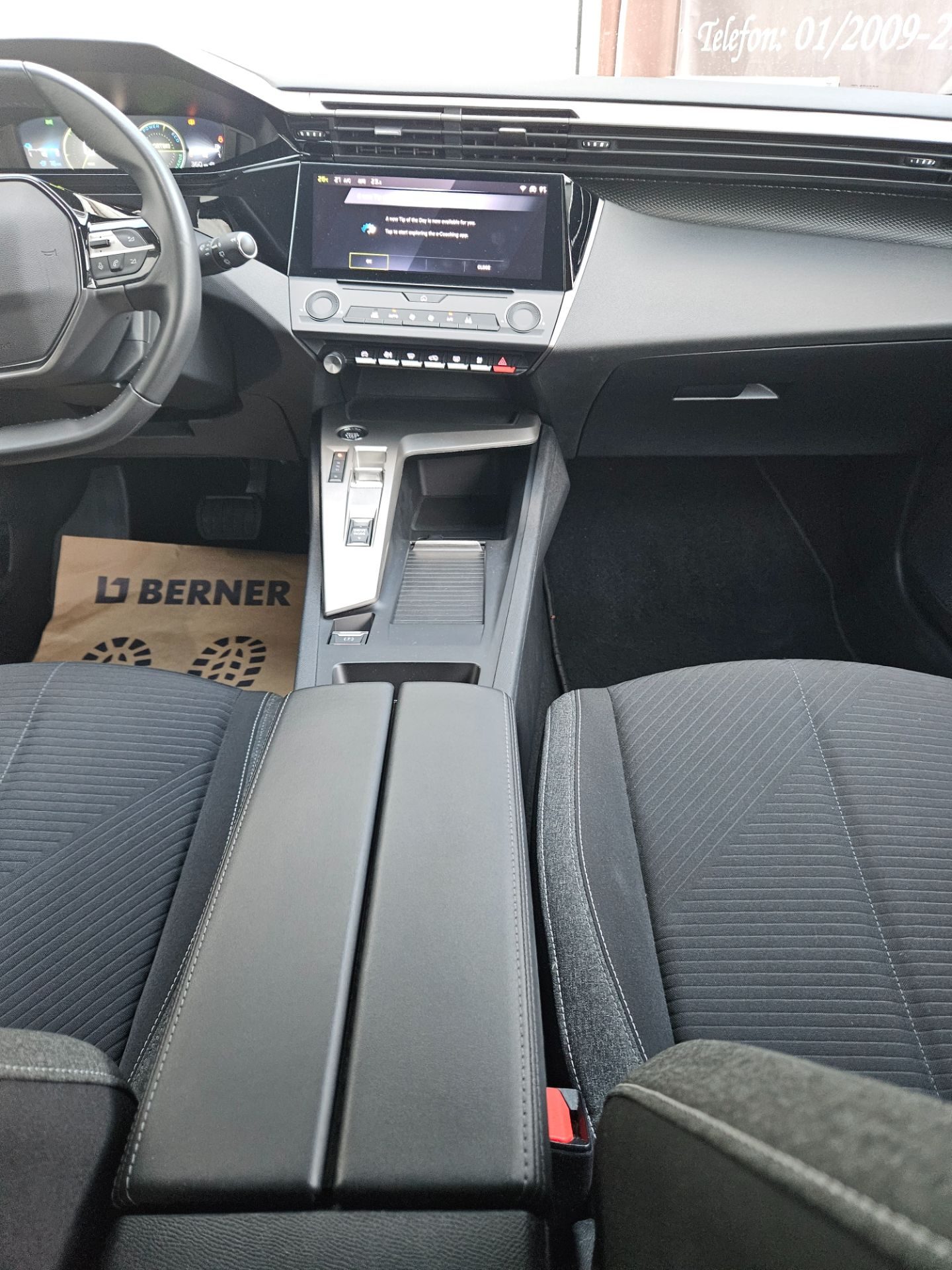 2023 Peugeot 308 GTi — fotografija 12