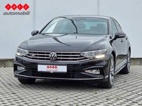 2022 Volkswagen Passat — sličica 2