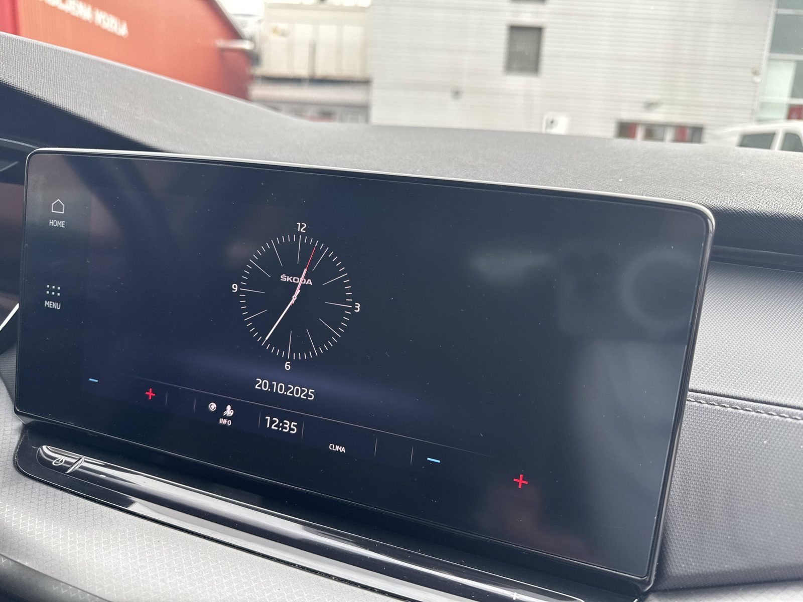 2024 Škoda Octavia Combi — fotografija 22