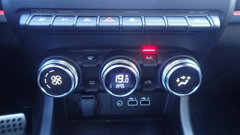 2024 Renault Megane — fotografija 14