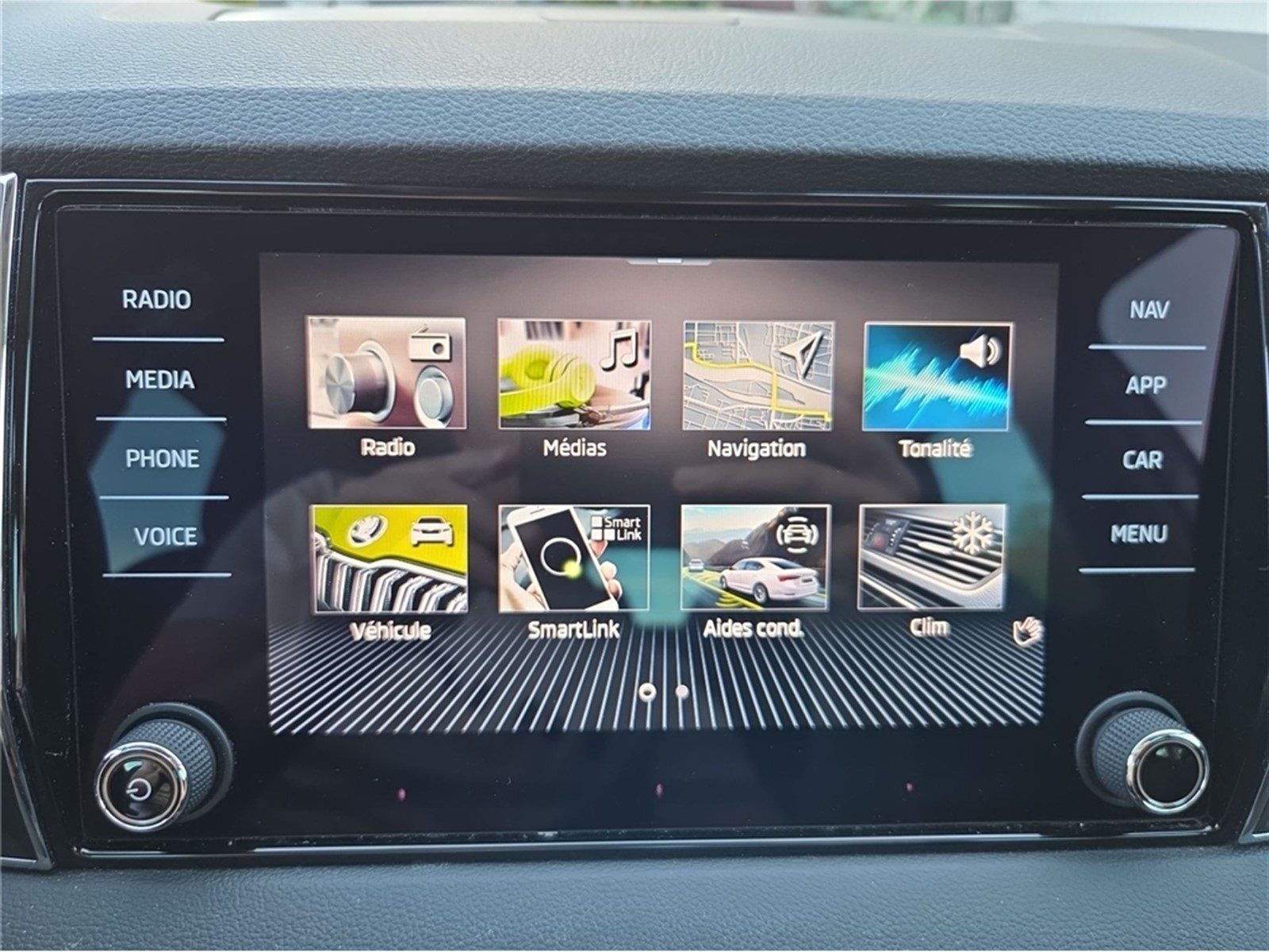 2023 Škoda Karoq — fotografija 14