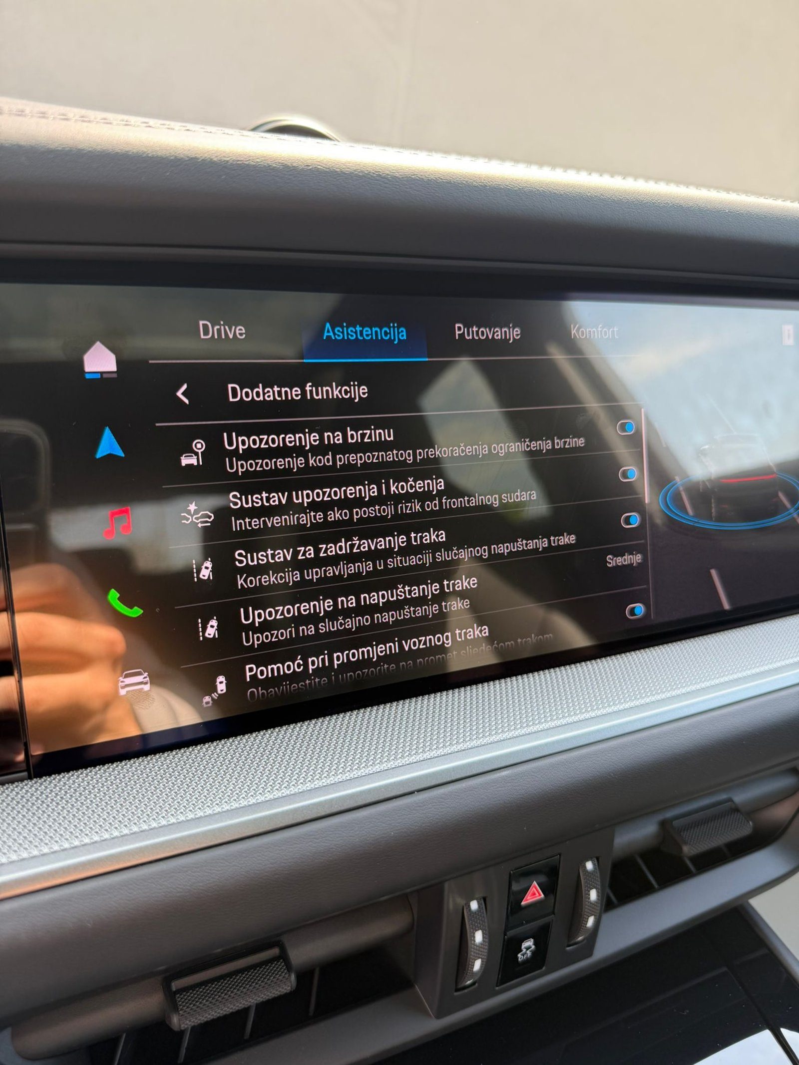 2026 Porsche Cayenne — fotografija 20