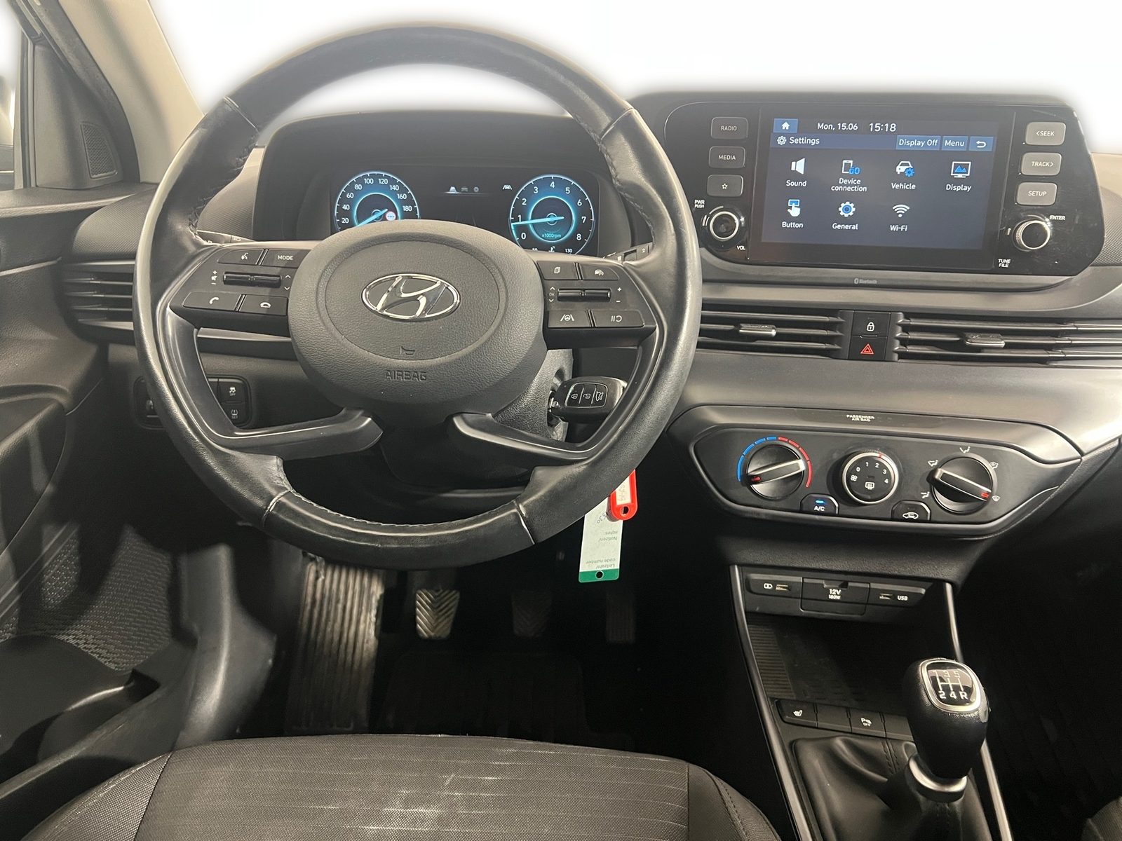 2021 Hyundai i20 — fotografija 15