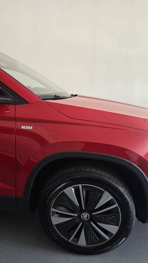 2022 Škoda Karoq — sličica 28