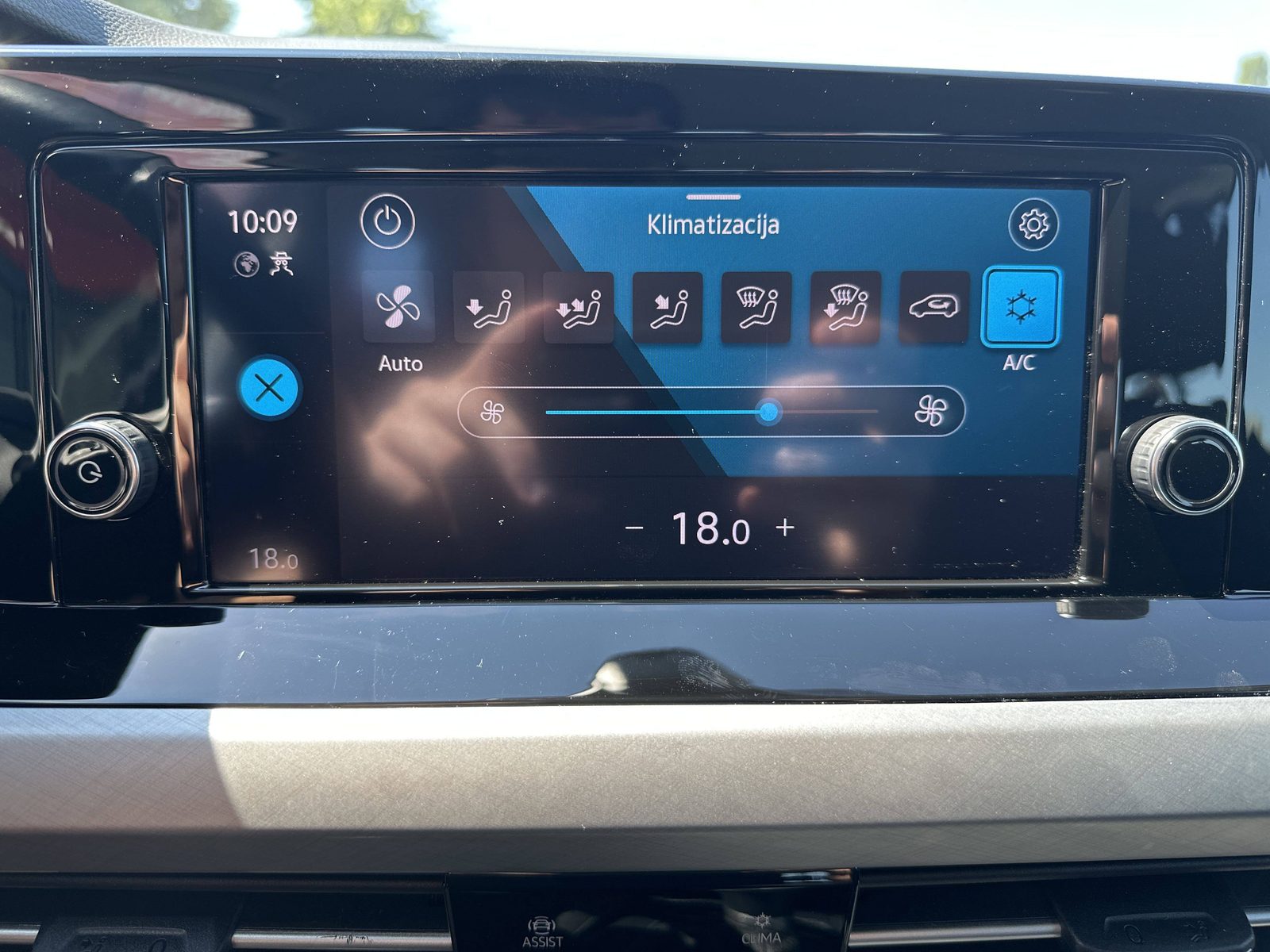 2024 Volkswagen Golf — fotografija 23
