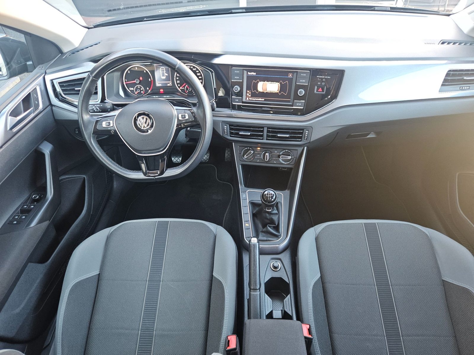 2018 Volkswagen Polo — fotografija 11