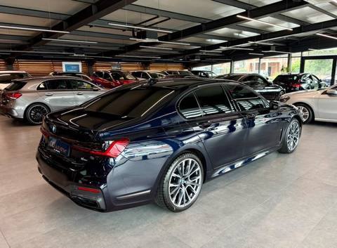 2021 BMW Serija 7 — sličica 7