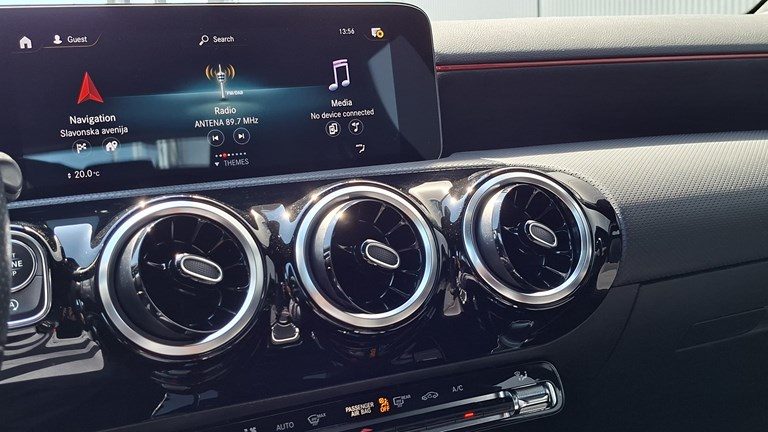 2021 Mercedes-Benz A-klasa — fotografija 9