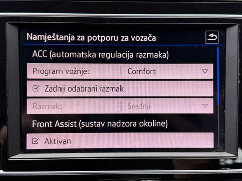 2019 Volkswagen Passat — sličica 11