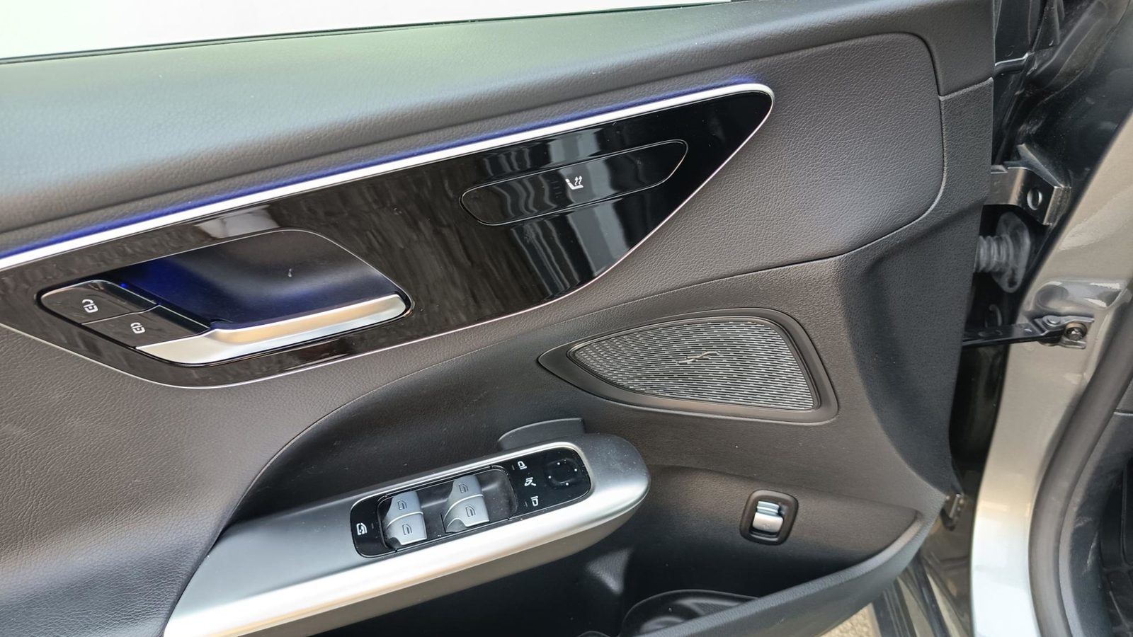 2025 Mercedes-Benz C-klasa — fotografija 9