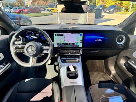 2026 Mercedes-Benz CLA — sličica 13
