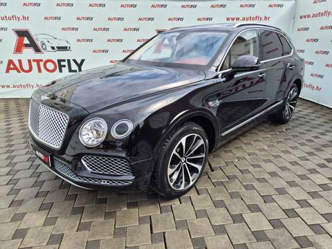 2016 Bentley Bentayga — sličica 9