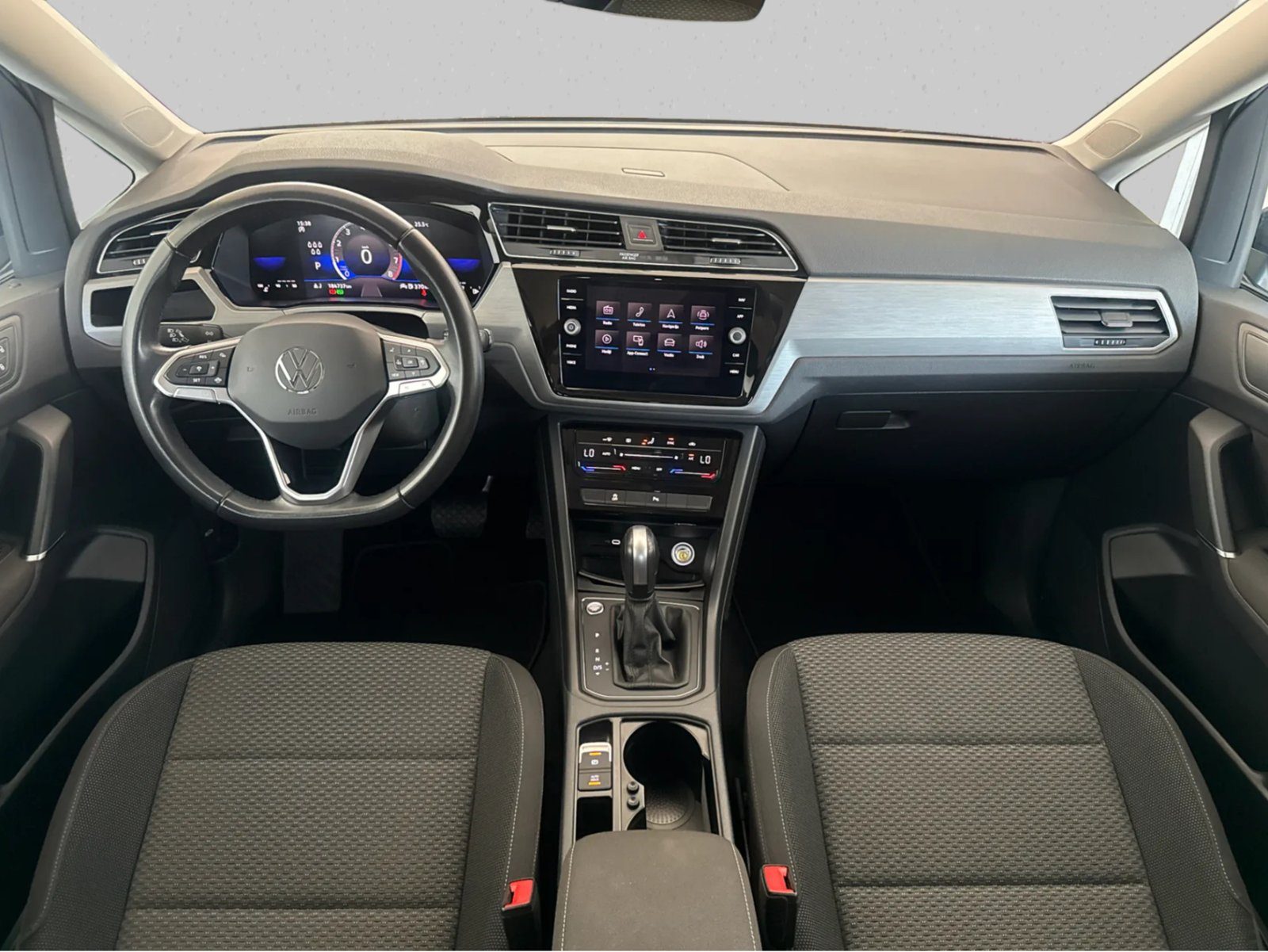 2024 Volkswagen Touran — fotografija 9