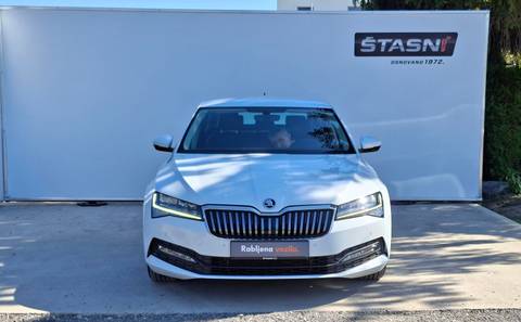 2022 Škoda Superb — sličica 2