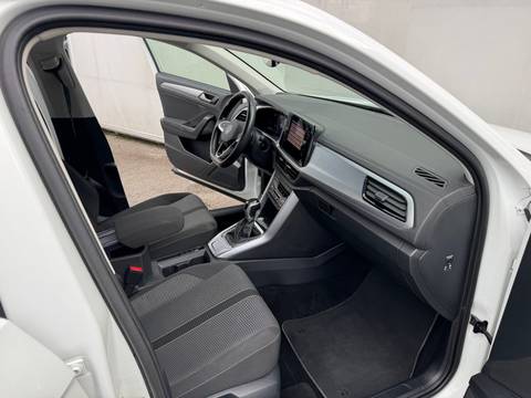 2023 Volkswagen T-Roc — sličica 11