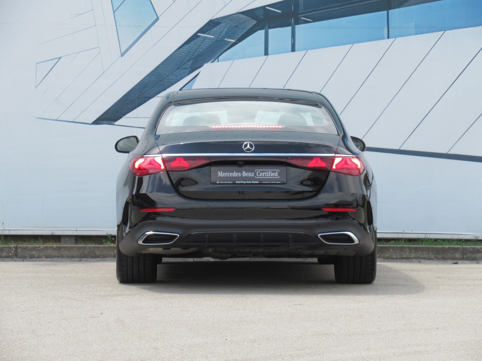 2025 Mercedes-Benz E-klasa AMG Line — fotografija 7