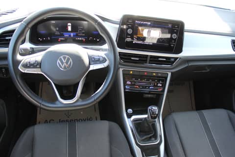 2024 Volkswagen T-Roc — sličica 10