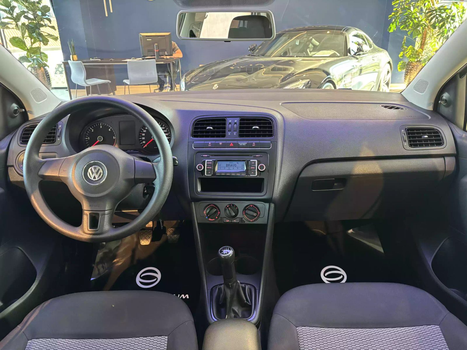 2010 Volkswagen Polo — fotografija 15