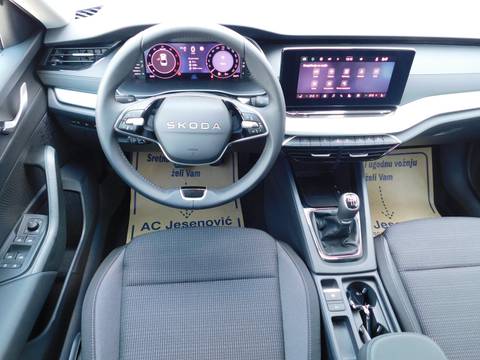 2025 Škoda Octavia — sličica 10