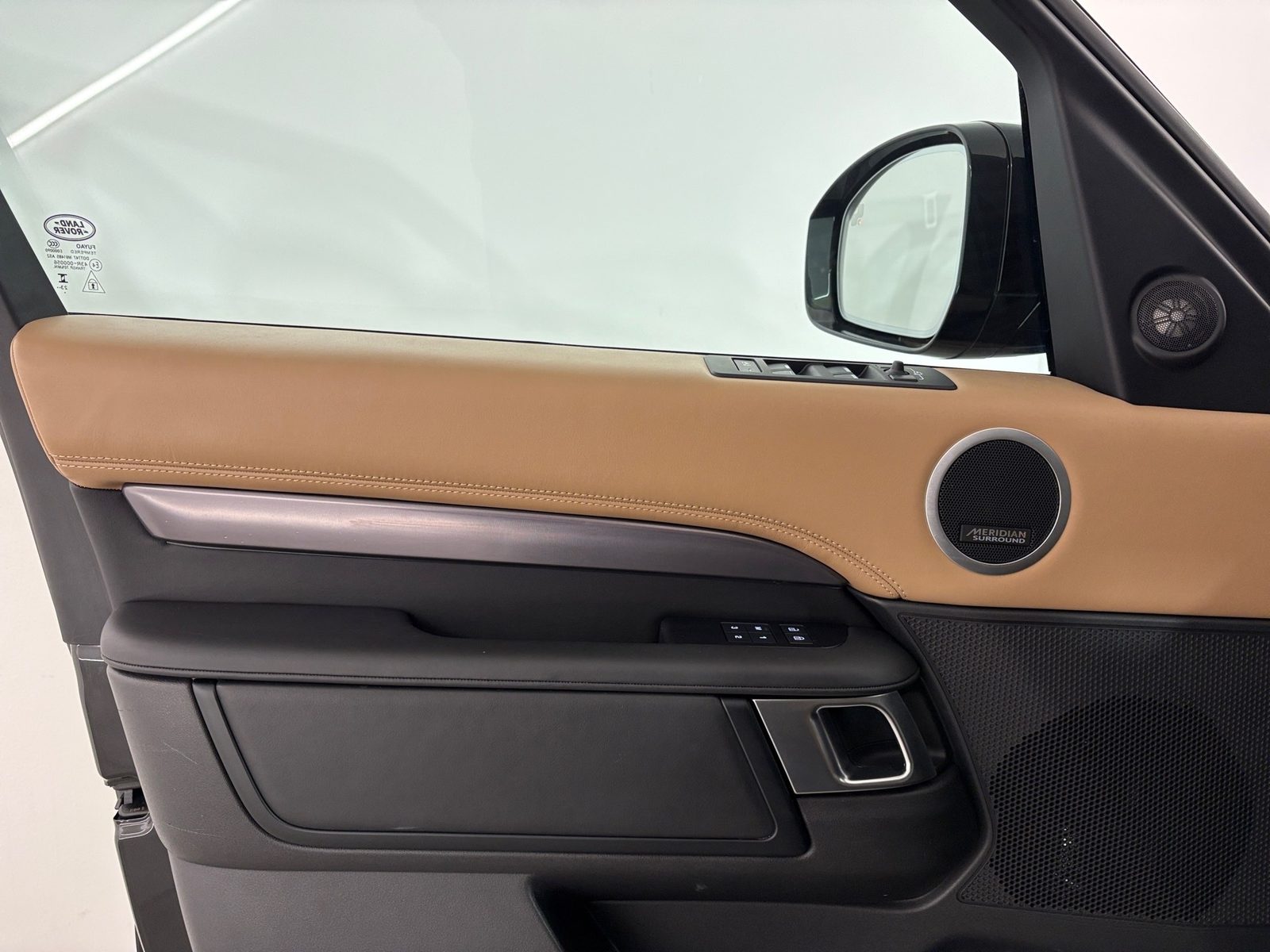 2024 Land Rover Discovery — fotografija 16