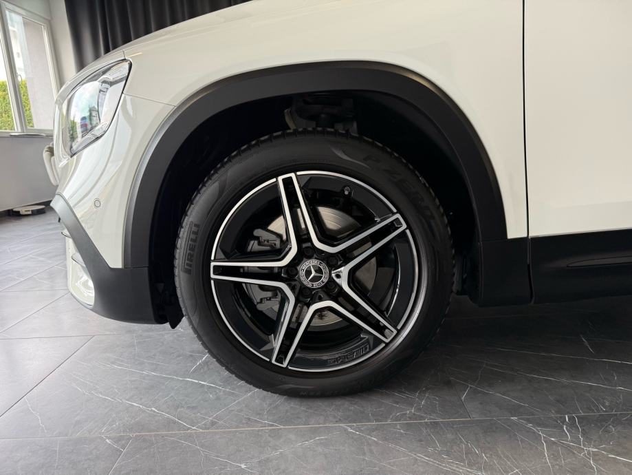 2022 Mercedes-Benz GLB — fotografija 7