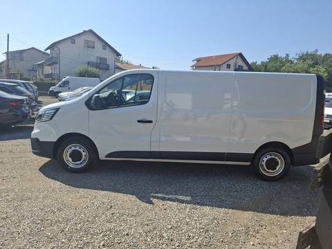 2022 Renault Trafic — sličica 10