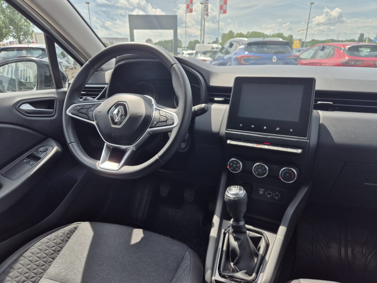 2023 Renault Clio V — fotografija 13