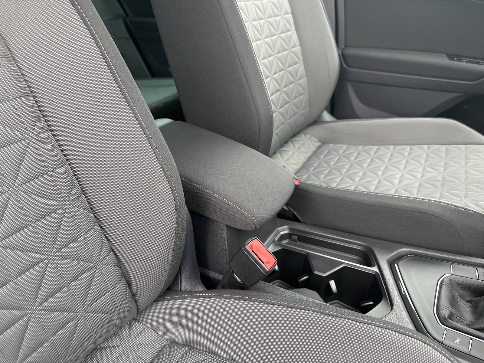 2022 Volkswagen Tiguan — fotografija 23