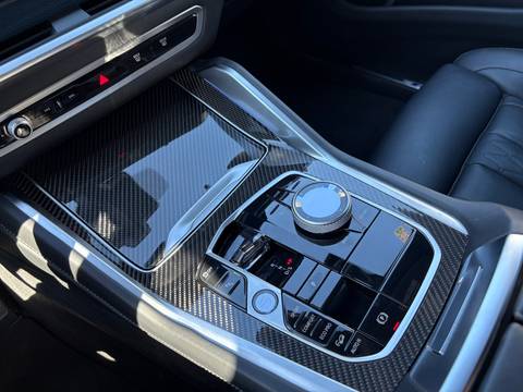 2025 BMW X6 — sličica 23