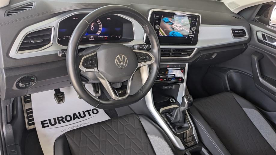 2025 Volkswagen T-Roc — fotografija 13