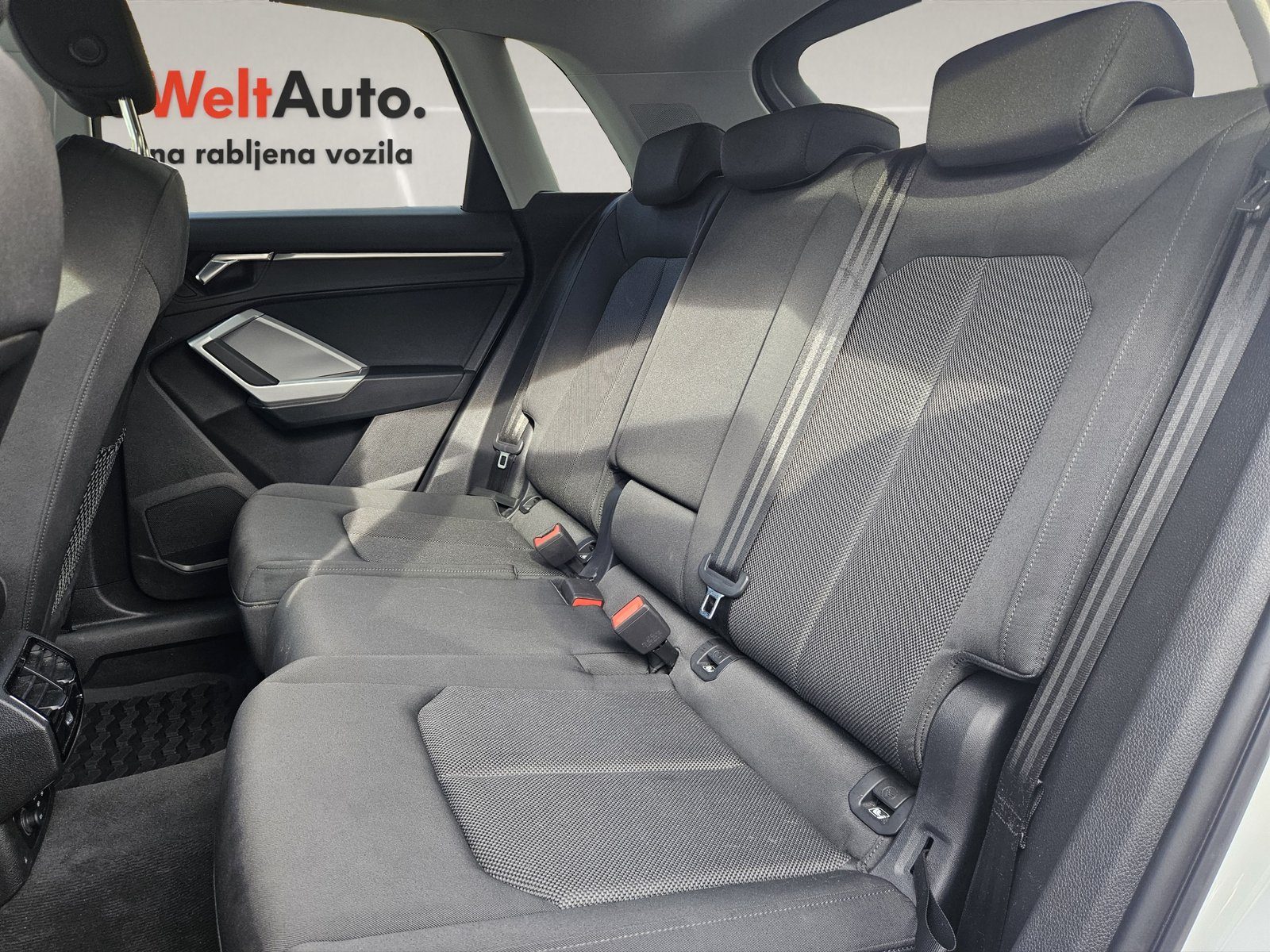 2025 Audi Q3 — fotografija 12