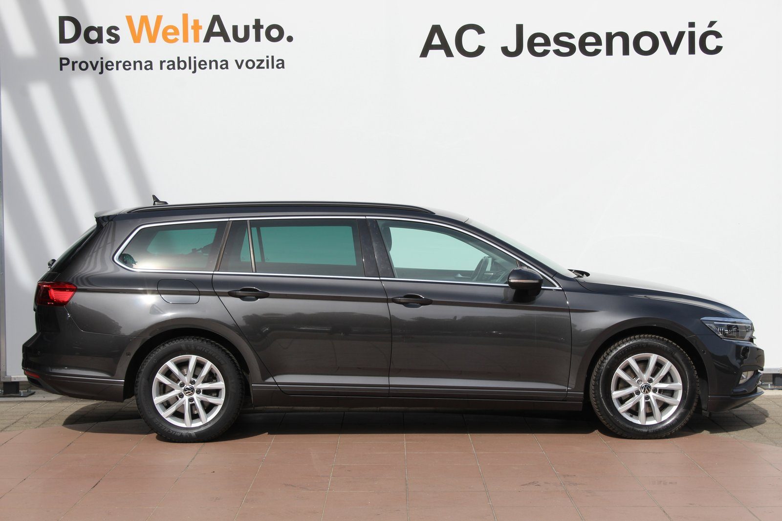 2022 Volkswagen Passat Variant — fotografija 4