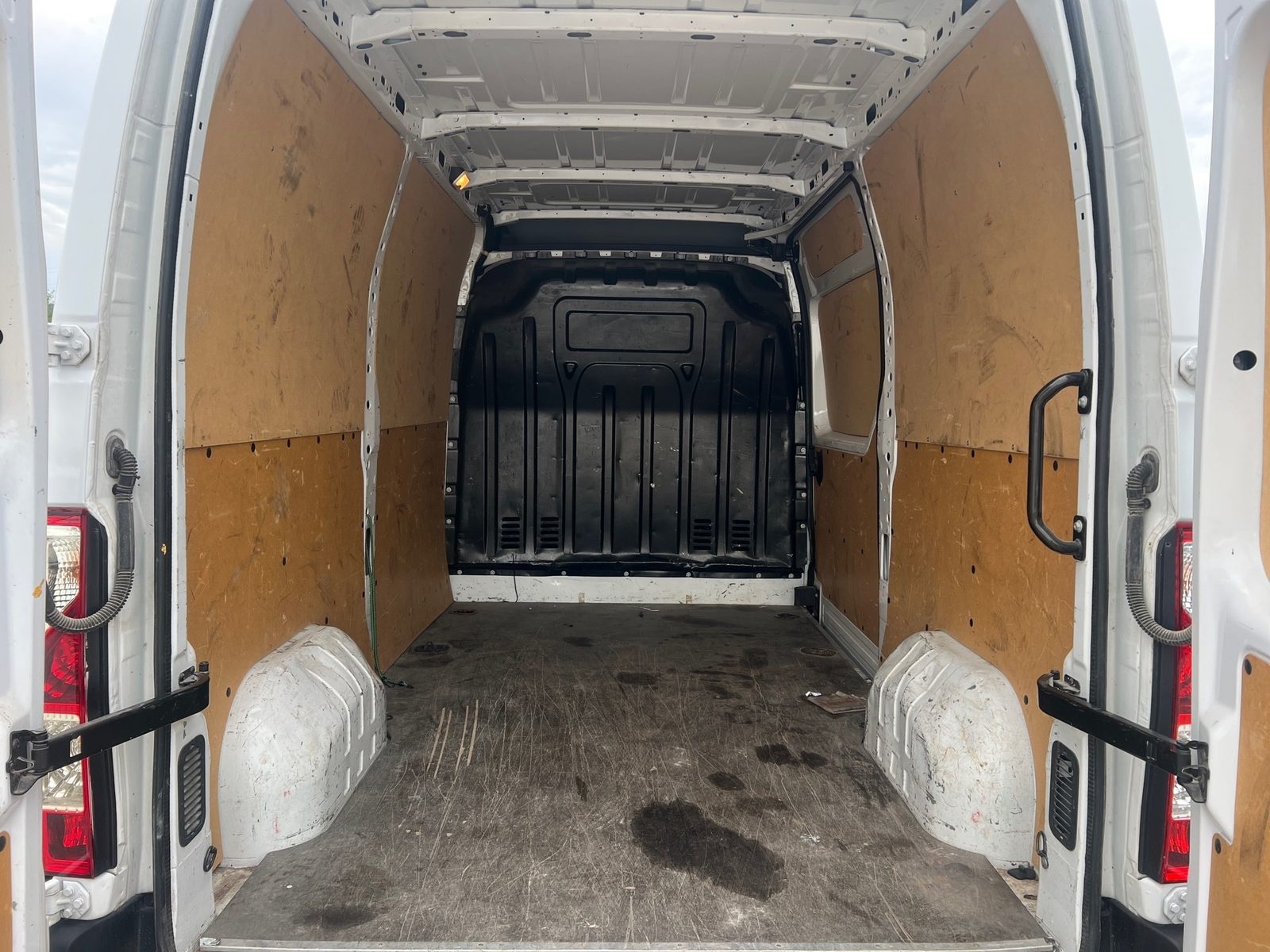 2021 Renault Master — fotografija 9