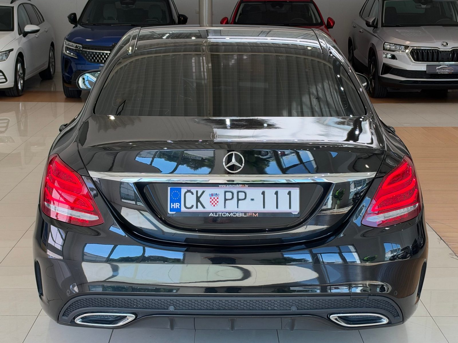 2016 Mercedes-Benz C-klasa — fotografija 4