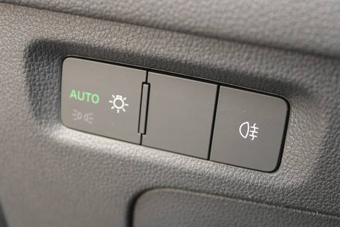 2021 Škoda Octavia Combi — sličica 15