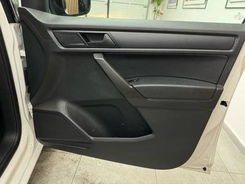 2019 Volkswagen Caddy — sličica 13
