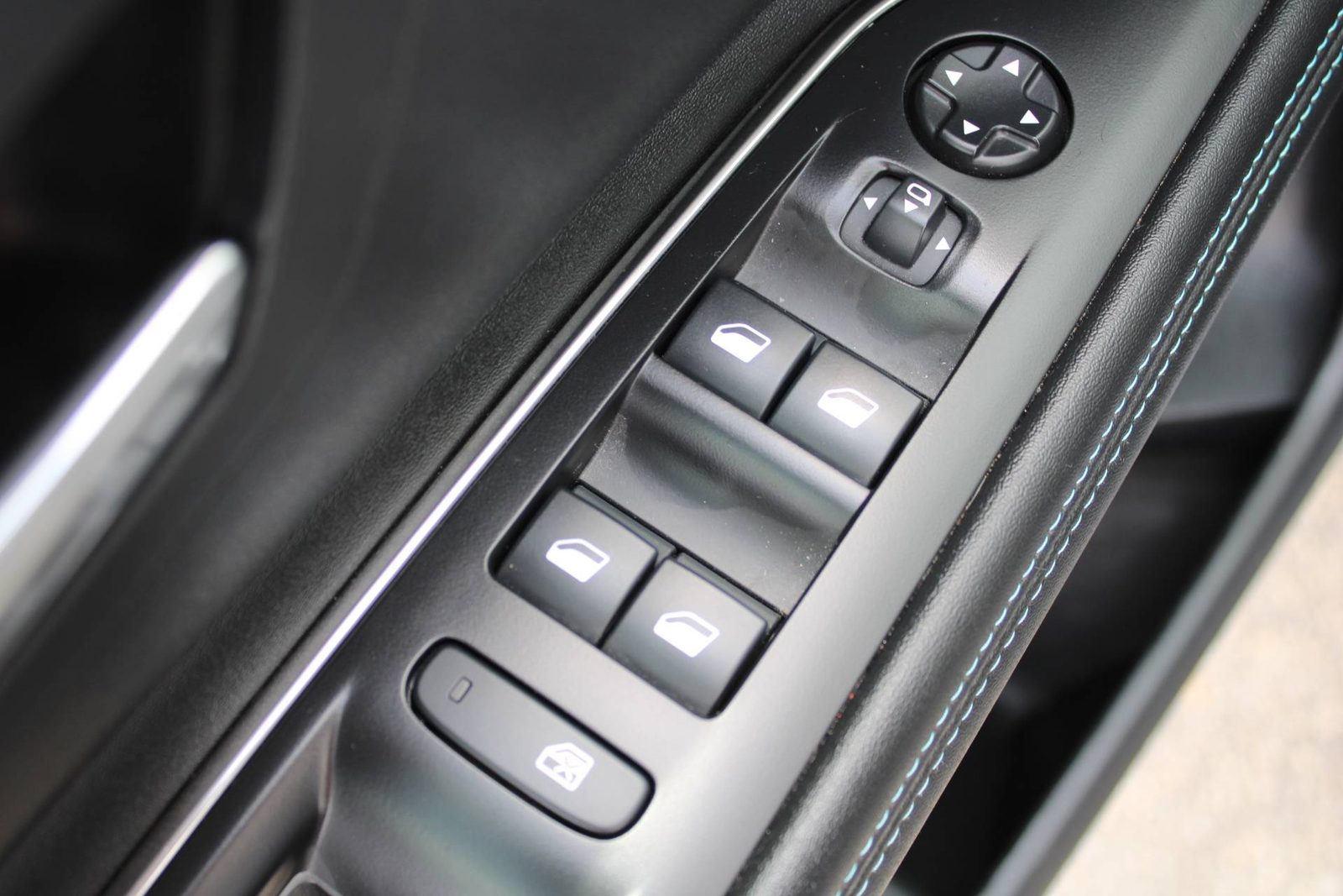 2022 Peugeot 3008 — fotografija 14